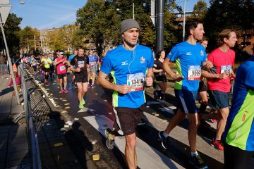 Hotels near Amsterdam Marathon start finish olympic stadium2